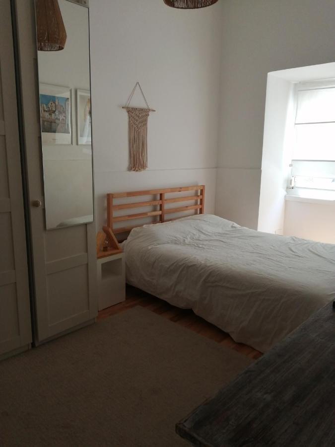 Apartamento Encantador Com Patio Lisbona Esterno foto